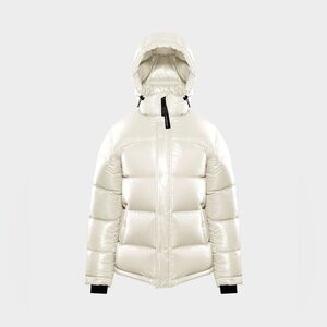 Aritzia THE SUPER PUFF™ Hi-Gloss Women's Cream Puffer Jacket Size Small